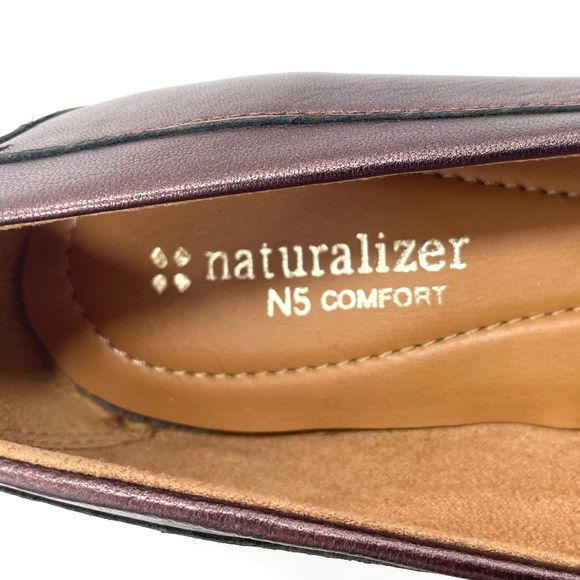 Naturalizer N5 Comfort–Dark Ruby Red/Burgundy Slip-On Metallic Loafer. Size 7. - Picture 4 of 9